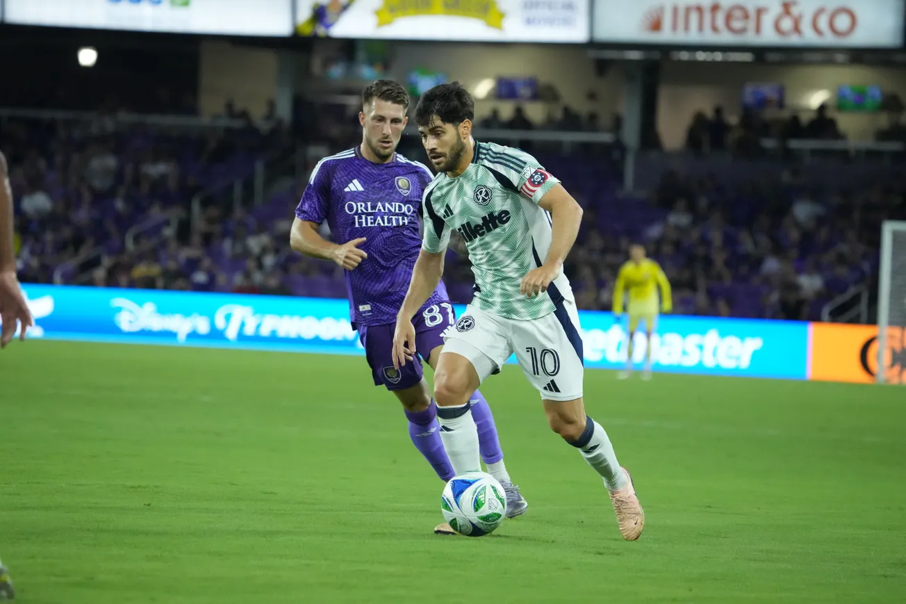 El Revolution extiende su invicto en la MLS a 5 partidos