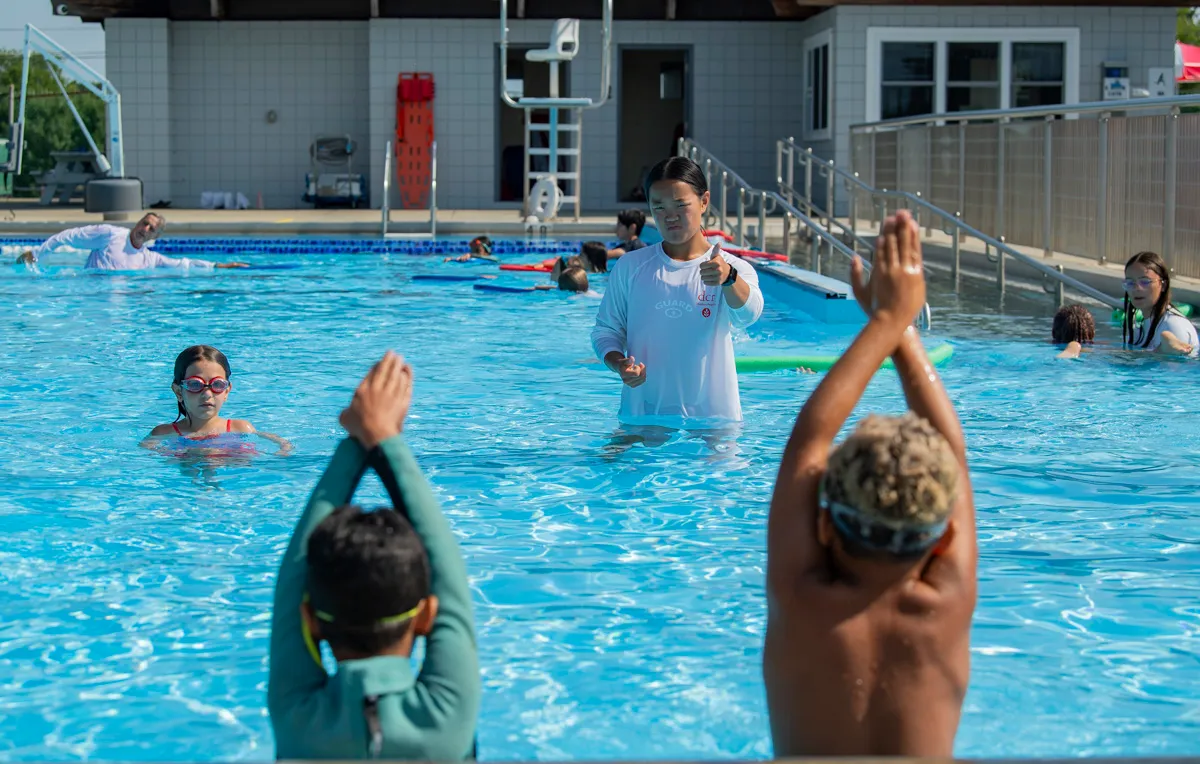 Continúa el reclutamiento de salvavidas para este verano en playas y piscinas del área de Boston, Chelsea, Lawrence y North Shore