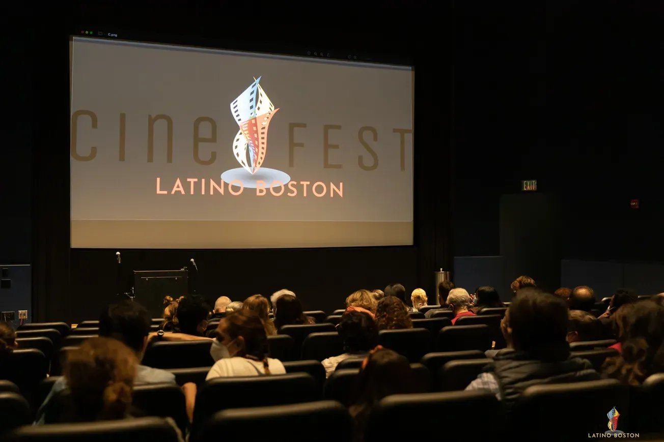 Boston entrega nuevos fondos a grupos latinos que impulsan la cultura