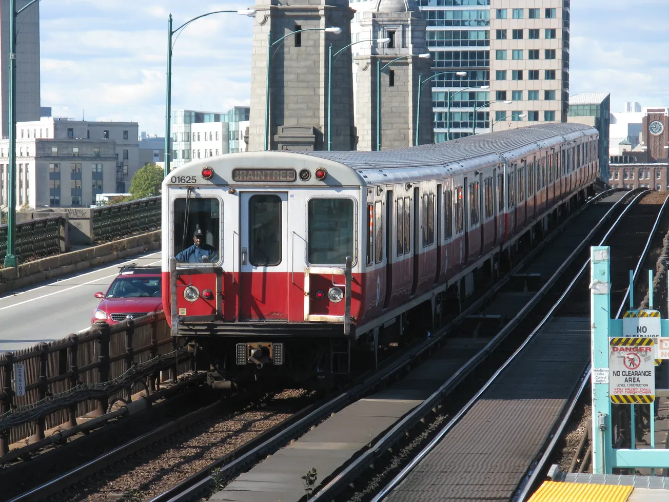 El Red Line tendrá interrupciones esta semana: Planea tu ruta