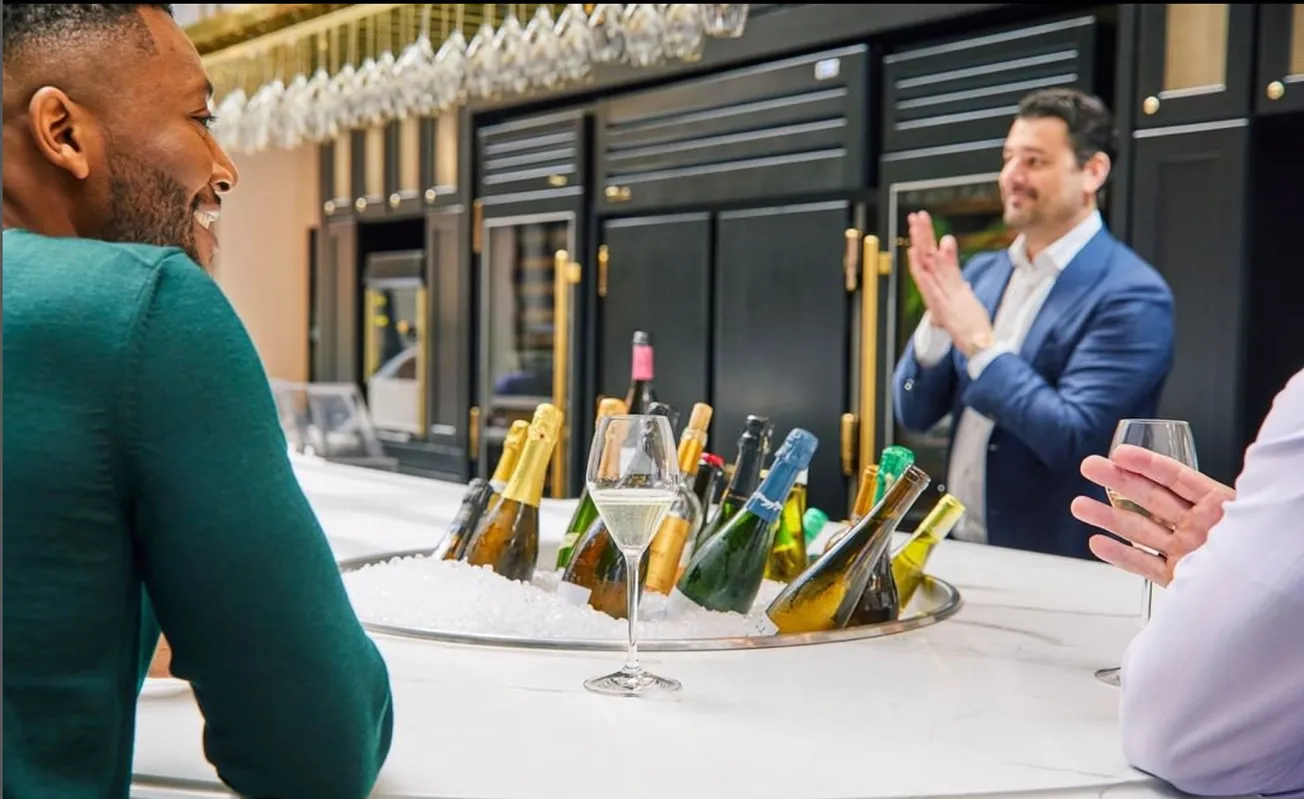 Abre nuevo rooftop bar en Back Bay