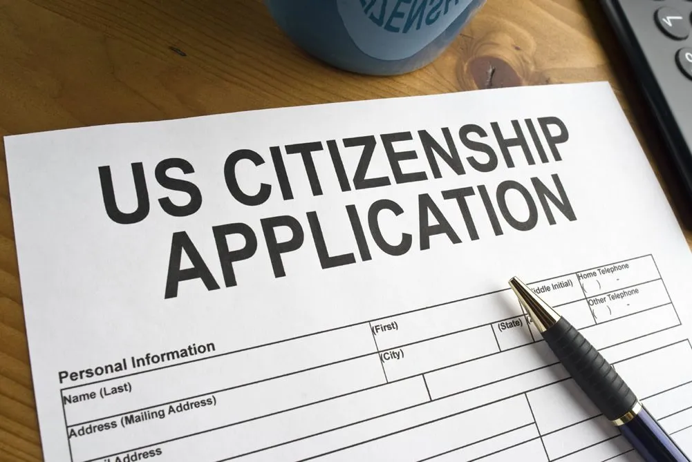 MIRA Coalition ofrece servicios gratuito para solicitudes de ciudadanía estadounidense en MA
