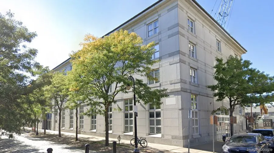 La YMCA planea transformar un hotel de Charlestown en 100 viviendas