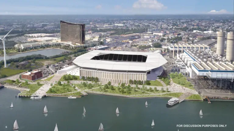 ¿Cuáles son las principales preocupaciones de la comunidad sobre el nuevo estadio propuesto en Everett?