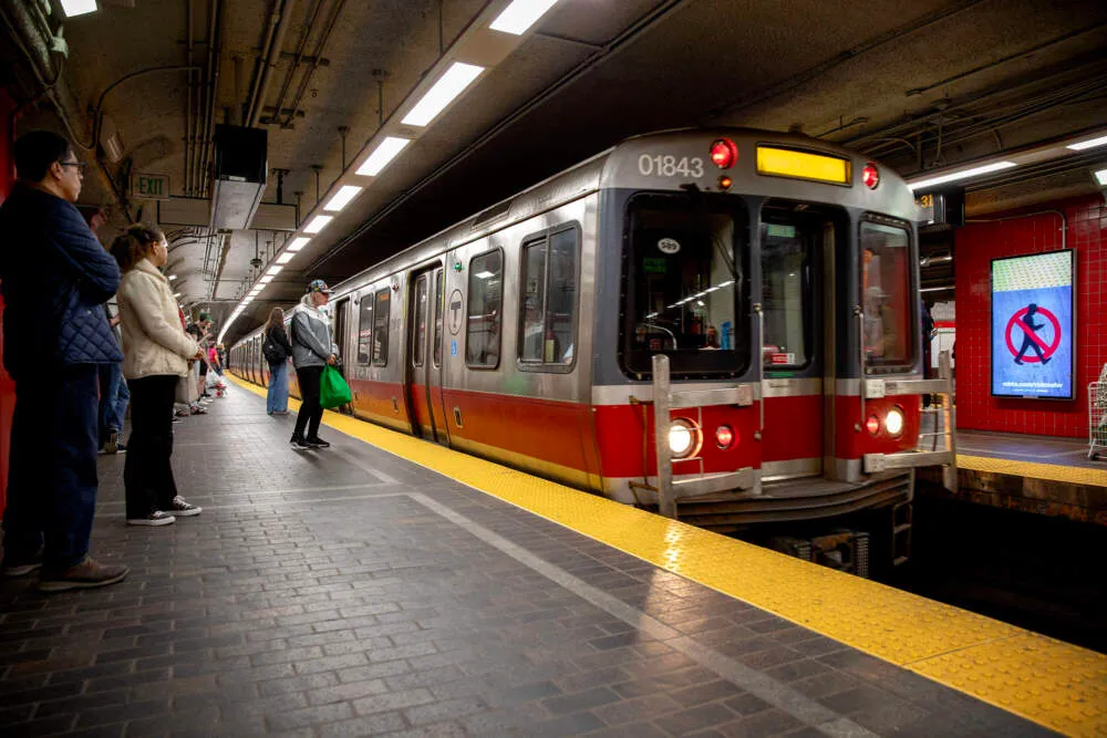 Se reafirma el compromiso de la MBTA con la seguridad tras investigación federal y posible recorte de fondos