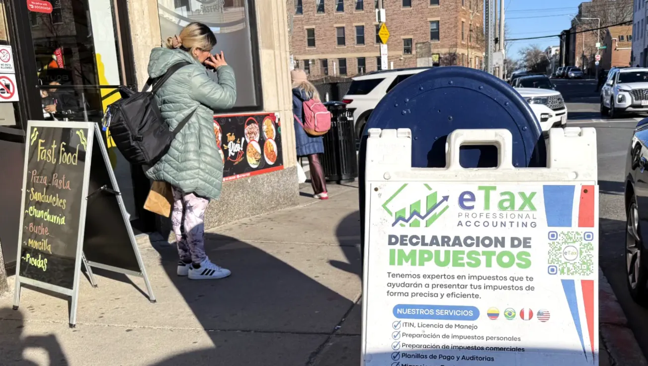 Se presenta demanda para impedir que se comparta información fiscal con ICE