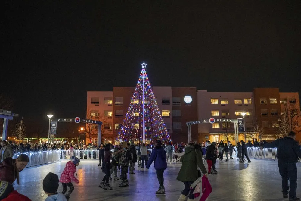 Lawrence dará inicio a la temporada navideña este martes