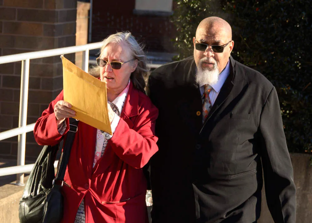 Exgerente de la morgue de Harvard condenado a 8 años por robo de cuerpos