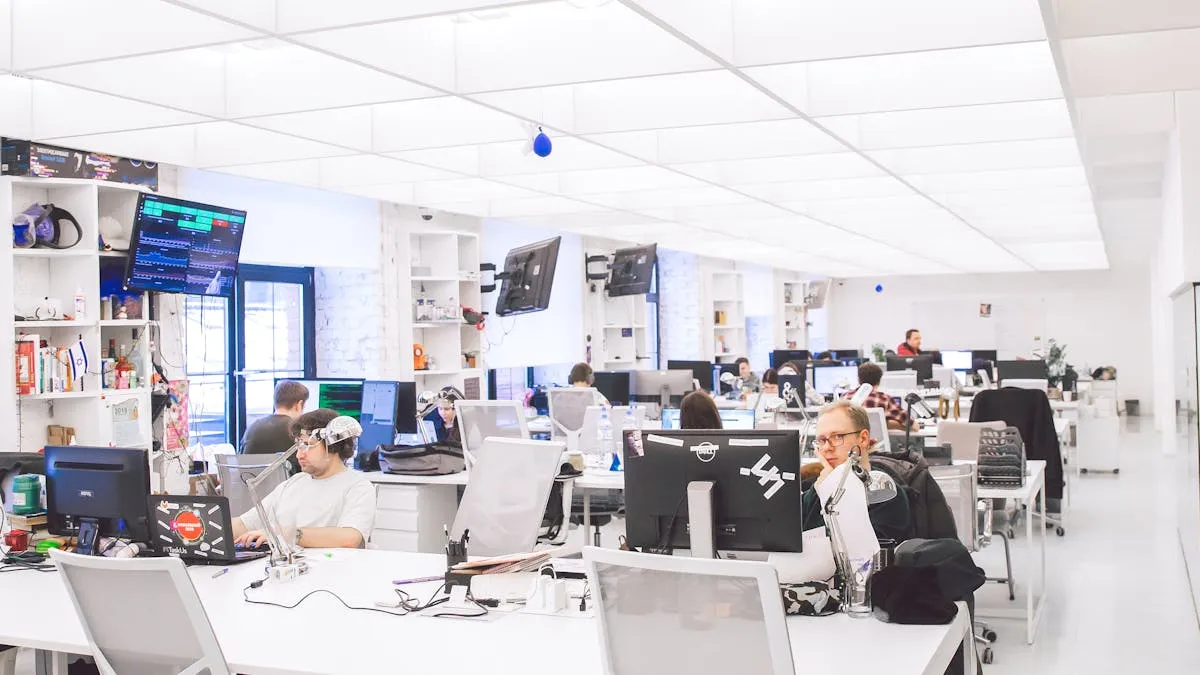 Nuevo programa Business Builds apoya a empresas que quieren crecer en Massachusetts