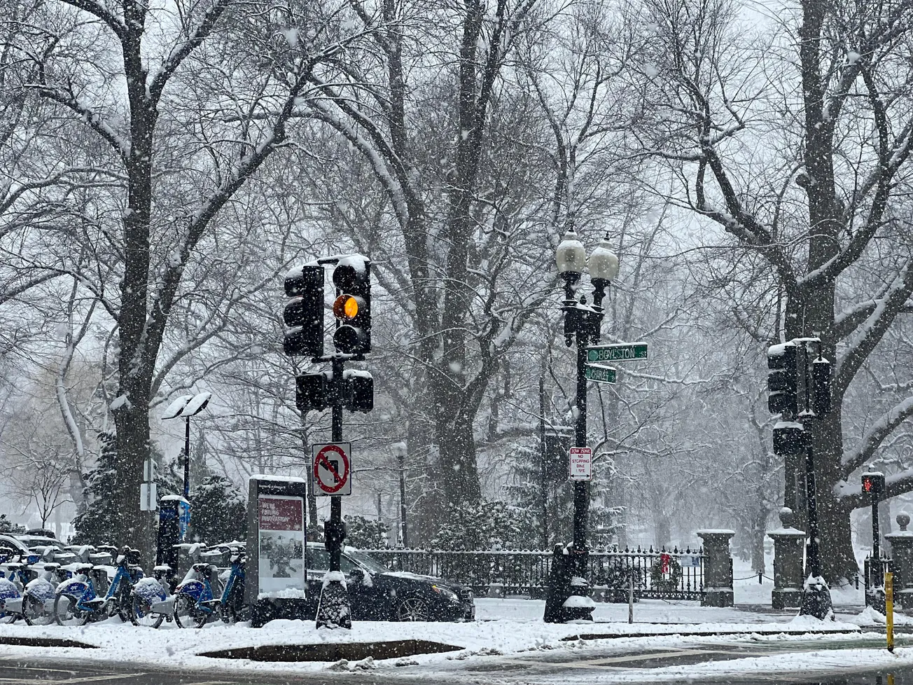 ¿Existe la posibilidad de otra tormenta de nieve en Massachusetts?
