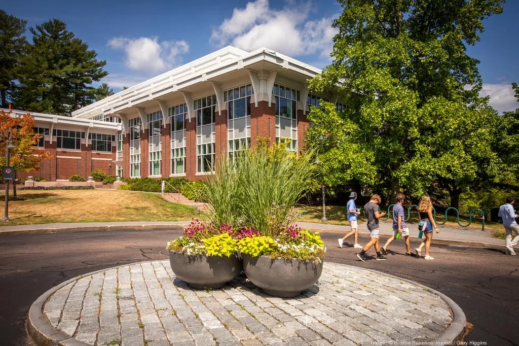 Massachusetts tiene dificultades para atraer bases de selecciones del Mundial, mientras ciudades rivales se llevan a los grandes equipos