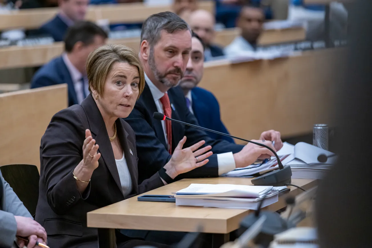 En Massachusetts, usuarios recibirán aproximadamente $900 millones en reembolsos de energía