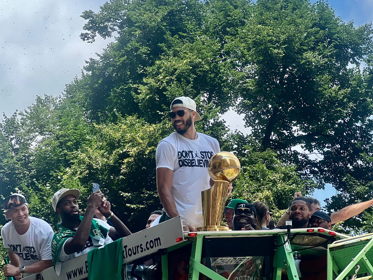 Jayson Tatum podría regresar hoy a la cancha con los Celtics tras su lesión de tendón de Aquiles