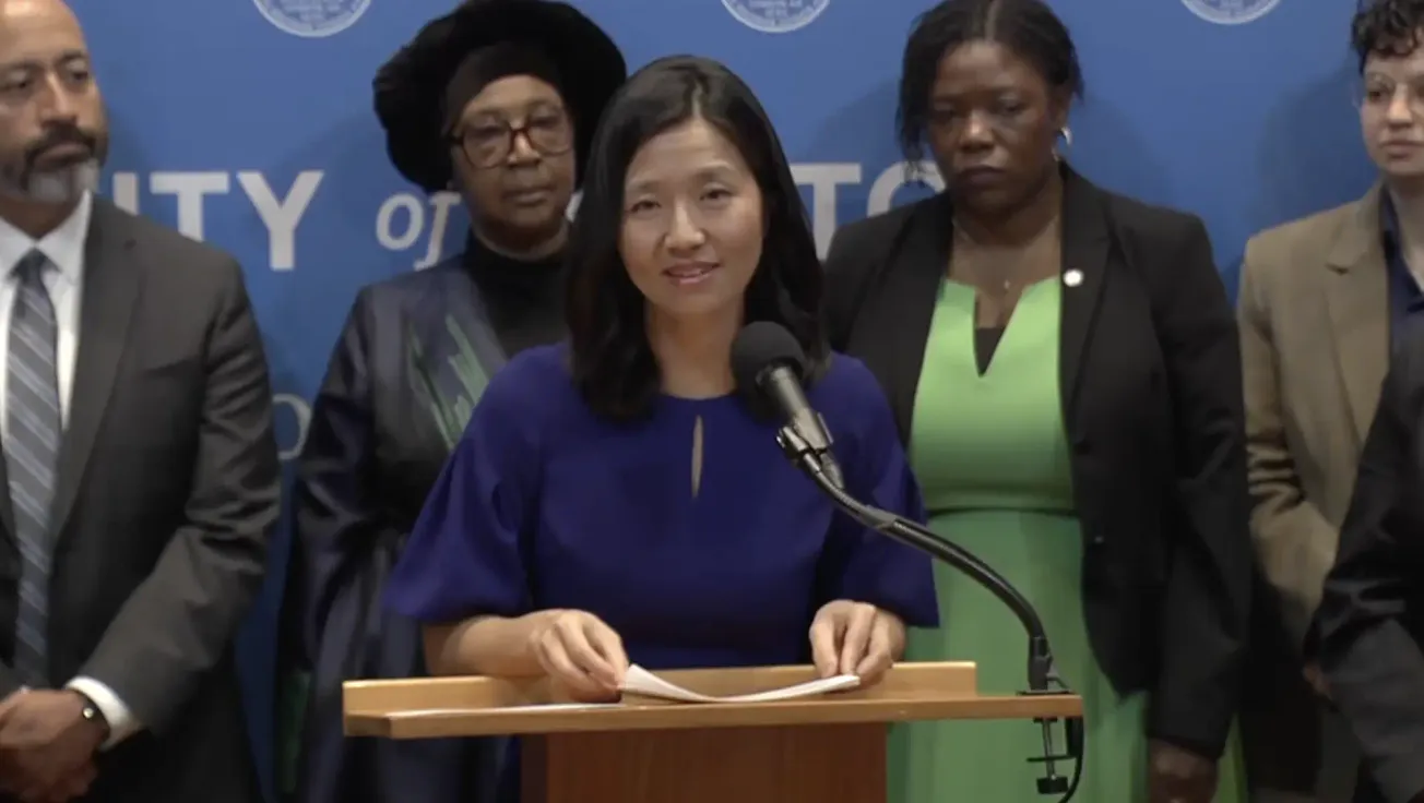 Boston ofrece $4,5 millones en financiamiento público-privado para servicios a inmigrantes