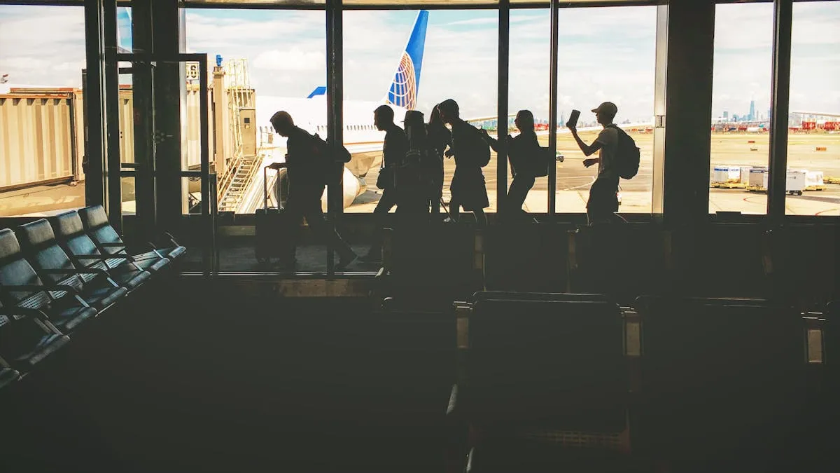 ICE no llegará al aeropuerto de Boston, por ahora