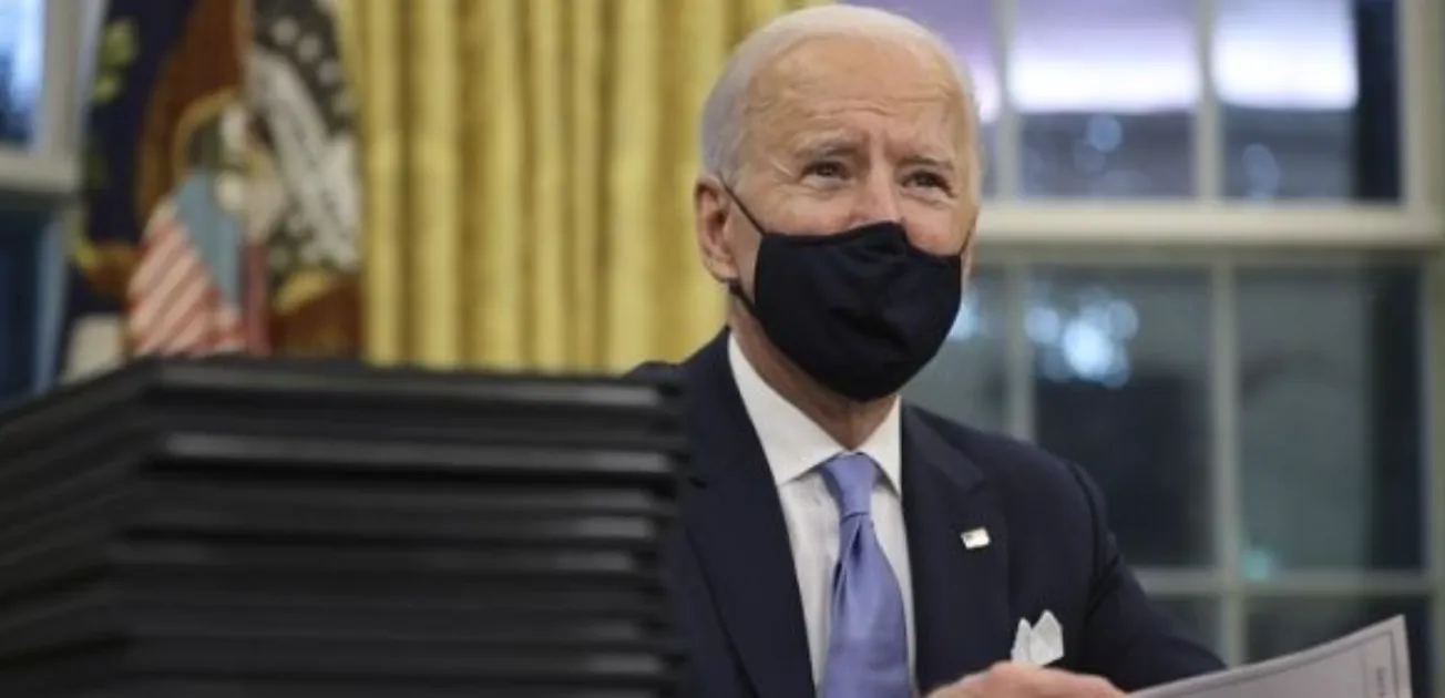 Administración Biden anularía las restricciones de Trump sobre el aborto