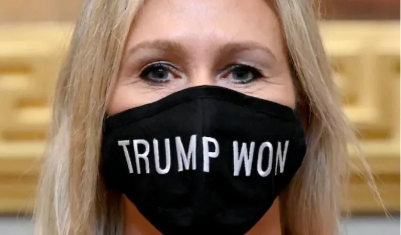 Cámara Baja remueve a Marjorie Taylor Greene de comités tras comentarios extremistas