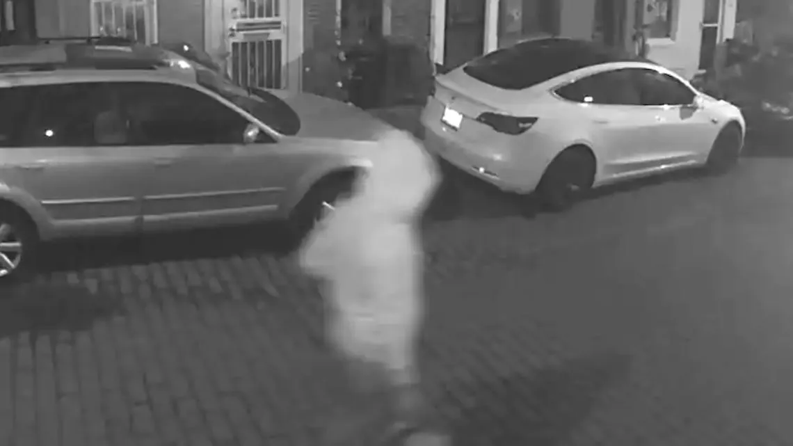 El FBI busca a sospechoso de instalar bombas cerca del Capitolio antes del 6 de enero