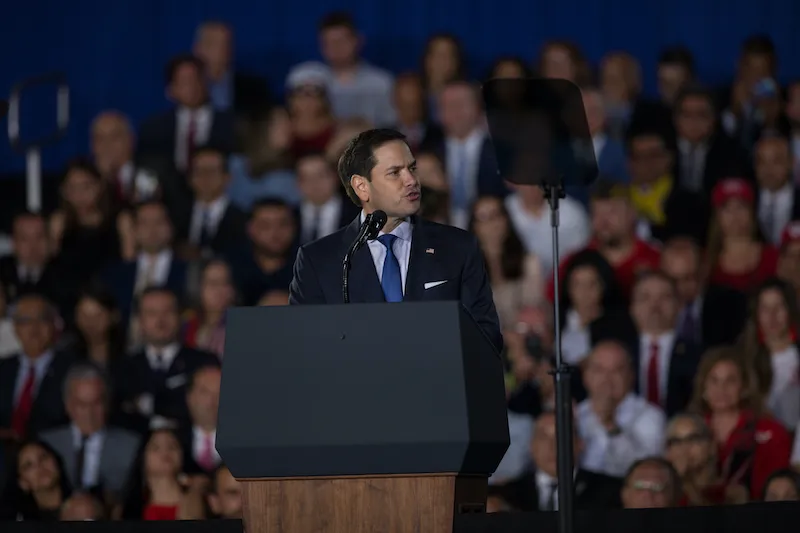 Rubio – El Hombre Creativo que Imagina un GOP del “Bien Común”