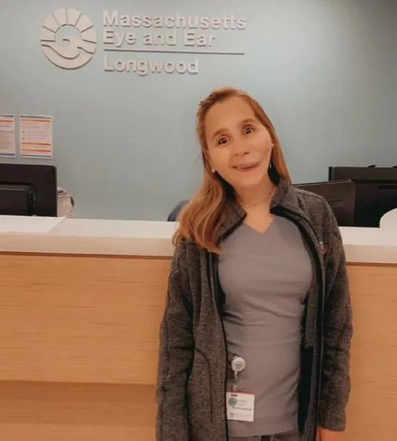 Andrea Olivo, asistente médico