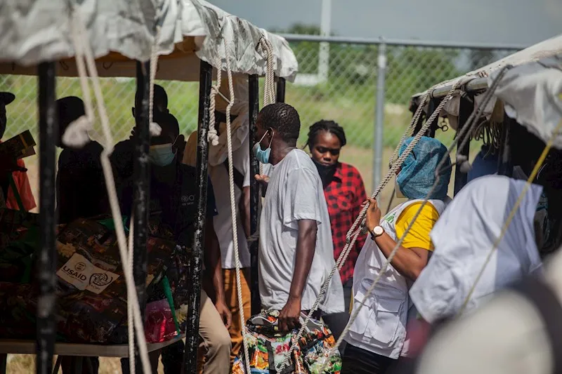 Migrantes haitianos en la frontera