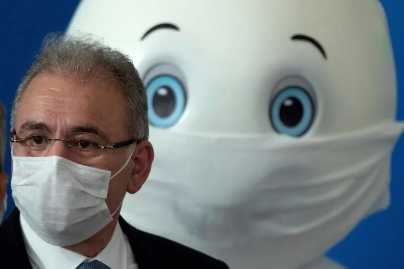 Ministro de salud de Brasil da positivo por coronavirus en la Asamblea General de la ONU
