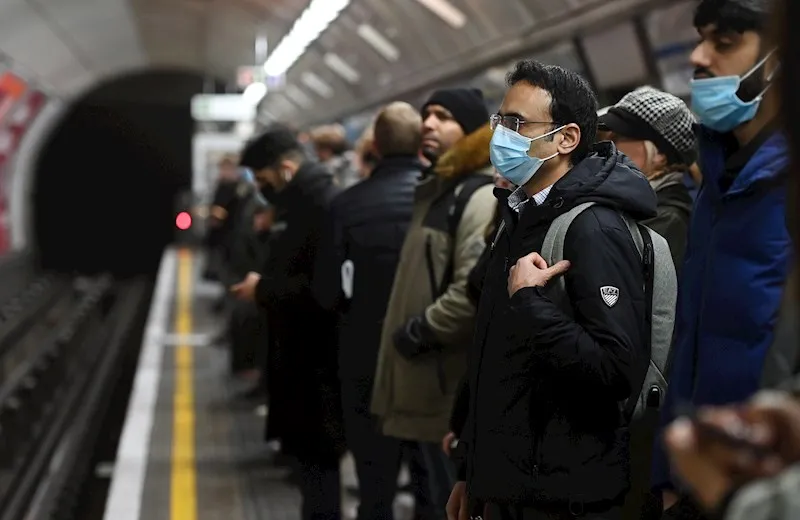 Más restricciones en Asia, Europa y América debido a la variante ómicron
