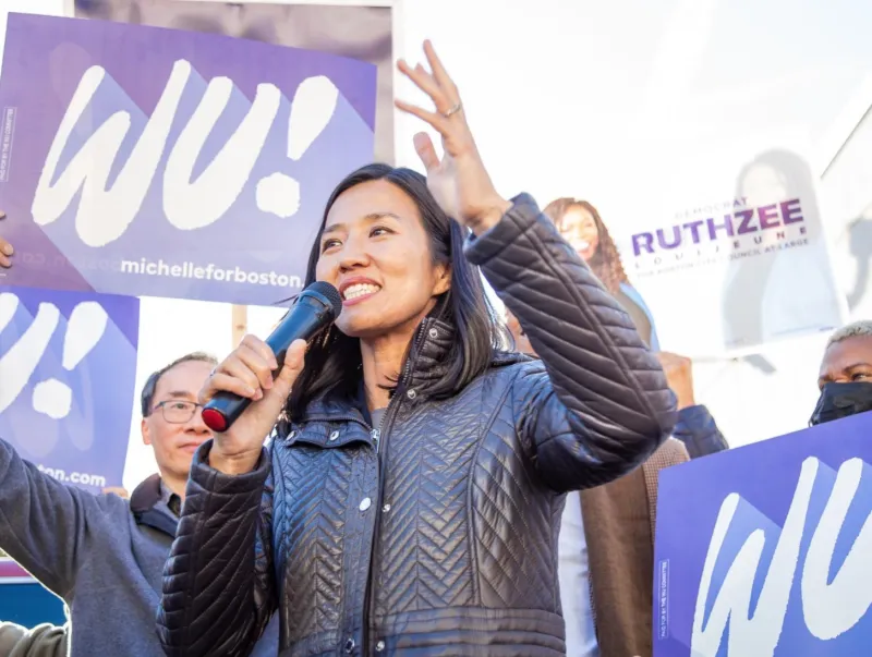 Alcaldesa Wu es víctima de ataques racistas tras nuevas políticas de vacunación contra el COVID-19