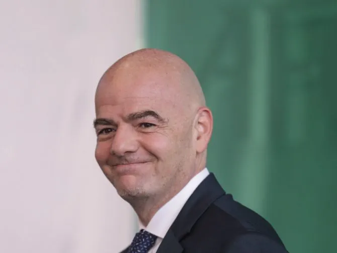 FIFA, CONMEBOL y UEFA: lucha de gigantes por el Mundial bianual