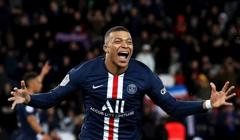 PSG y Mbappé retoman las negociaciones mientras el Real Madrid acecha