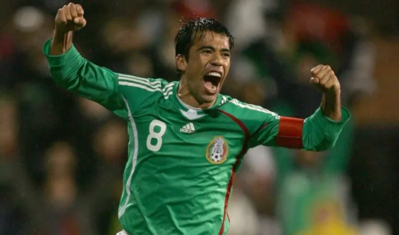 América