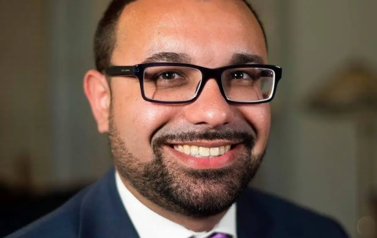 Warren respalda candidatura de Ricardo Arroyo a fiscal distrital de Suffolk