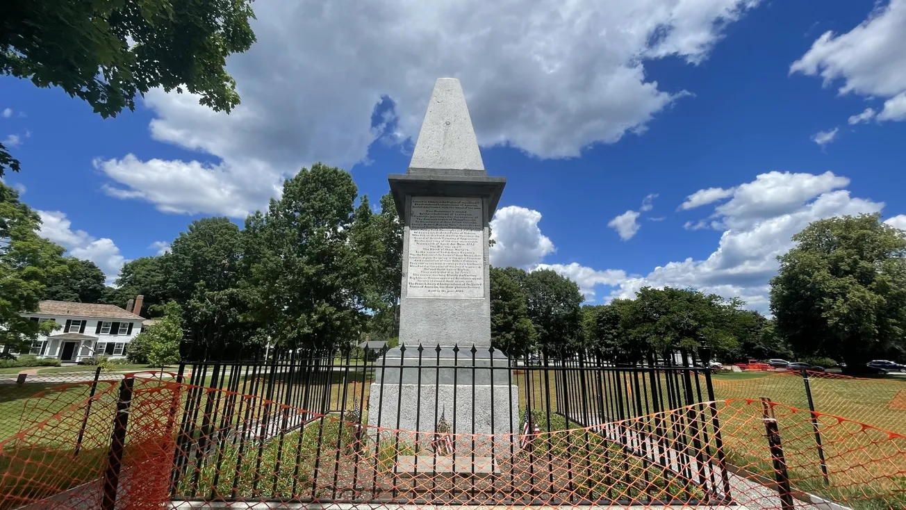 El Monumento a la Revolución es el más antiguo objeto conmemorativo de la guerra terminada el 4 de julio de 1799. Foto Jeanet