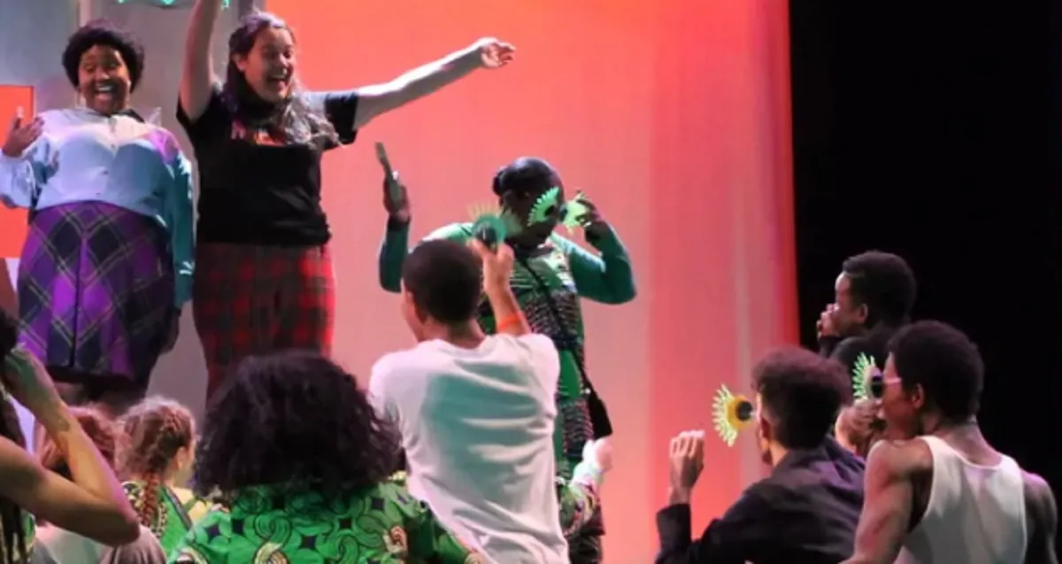 Estudiantes en practicas enBoston Arts Academy /Imagen: https://bostonartsacademy.org/