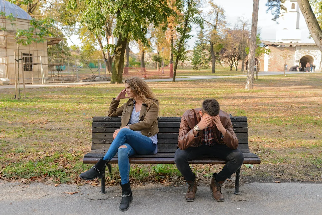 “El dinero es mío”: familias tóxicas y pareja