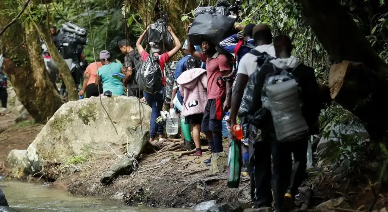 Los ecuatorianos ahora están cruzando Darien rumbo a EEUU. Foto: EFE