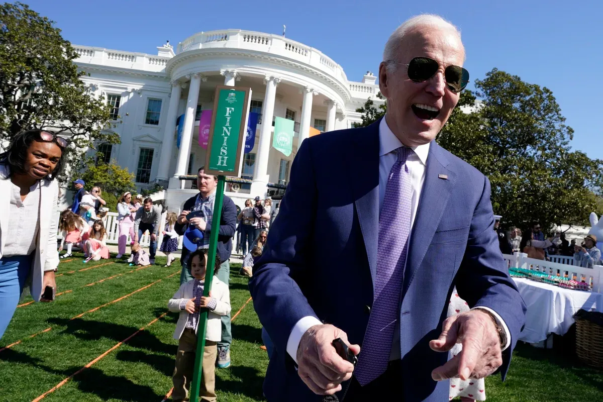 CANDIDATURA. Durante el evento de Pascua de la Casa Blanca, Biden dijo que planeaba su reelección. Foto: EFE