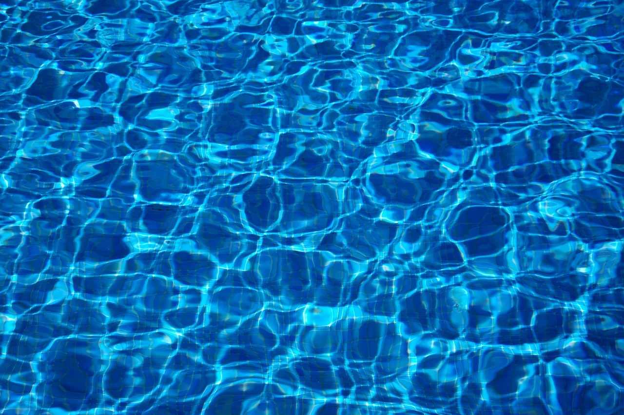 Piscinas abiertas este verano 2023. Foto por Pixabay.