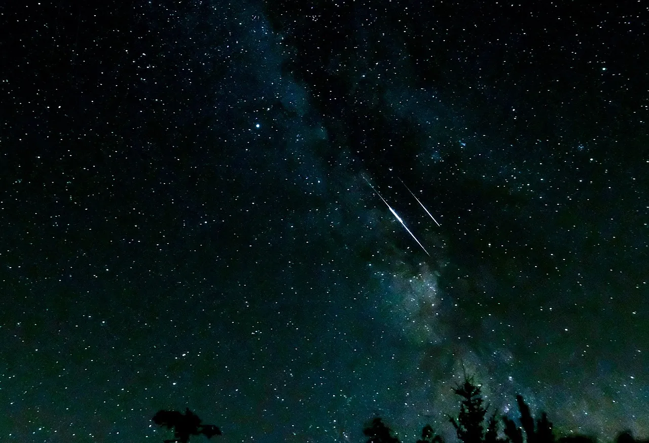 No te pierdas la última lluvia de estrellas fugaces del 2023