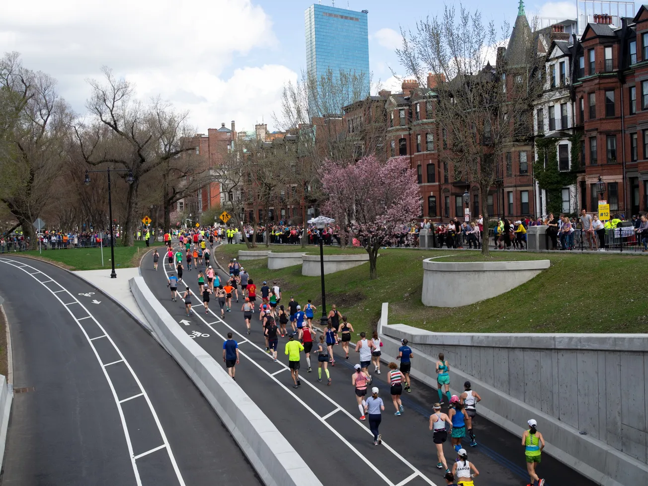 Autoridades anuncian los preparativos antes del Maratón de Boston 2024