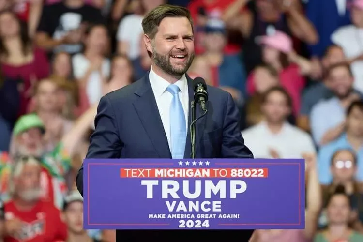JD Vance relaciona la inmigración con la delincuencia utilizando la referencia de ‘Gangs of New York’