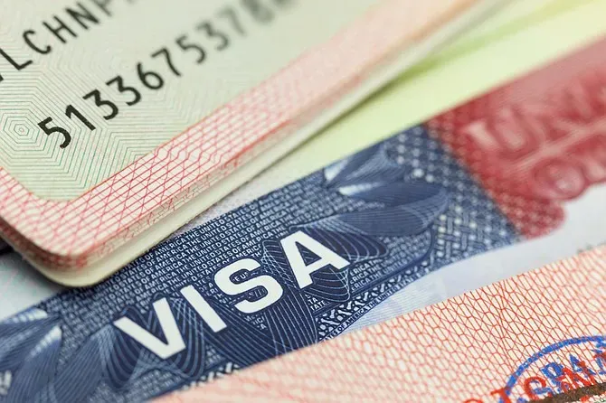 El Departamento de Estado de EEUU paraliza la emisión de visas EB-5 hasta el año fiscal 2025